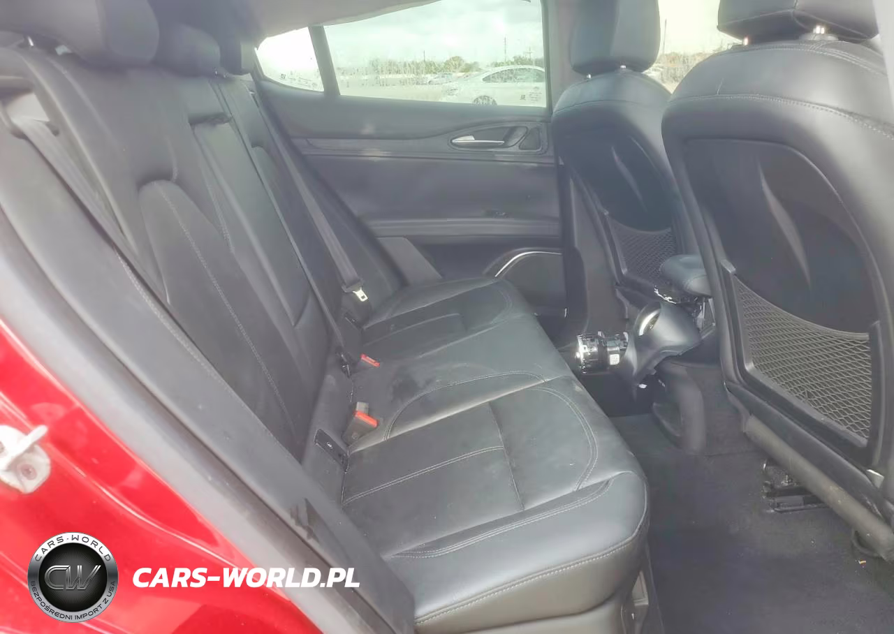 2020 Alfa Romeo Stelvio VIN:ZASPAJAN4L7C96803 - 11
