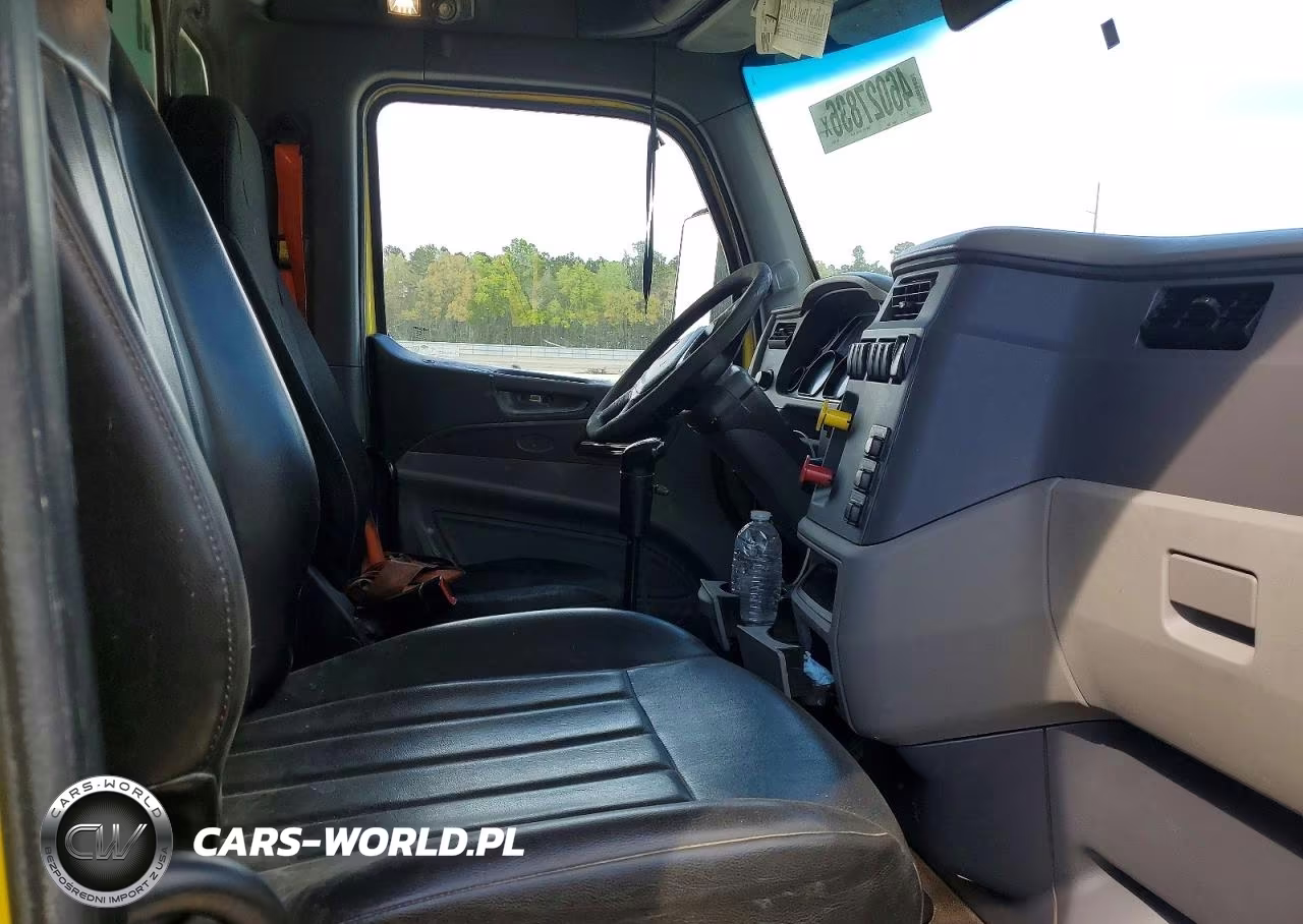 2017 Peterbilt 579 Semi Truck VIN:1XPBDP9X1HD410511 - 6