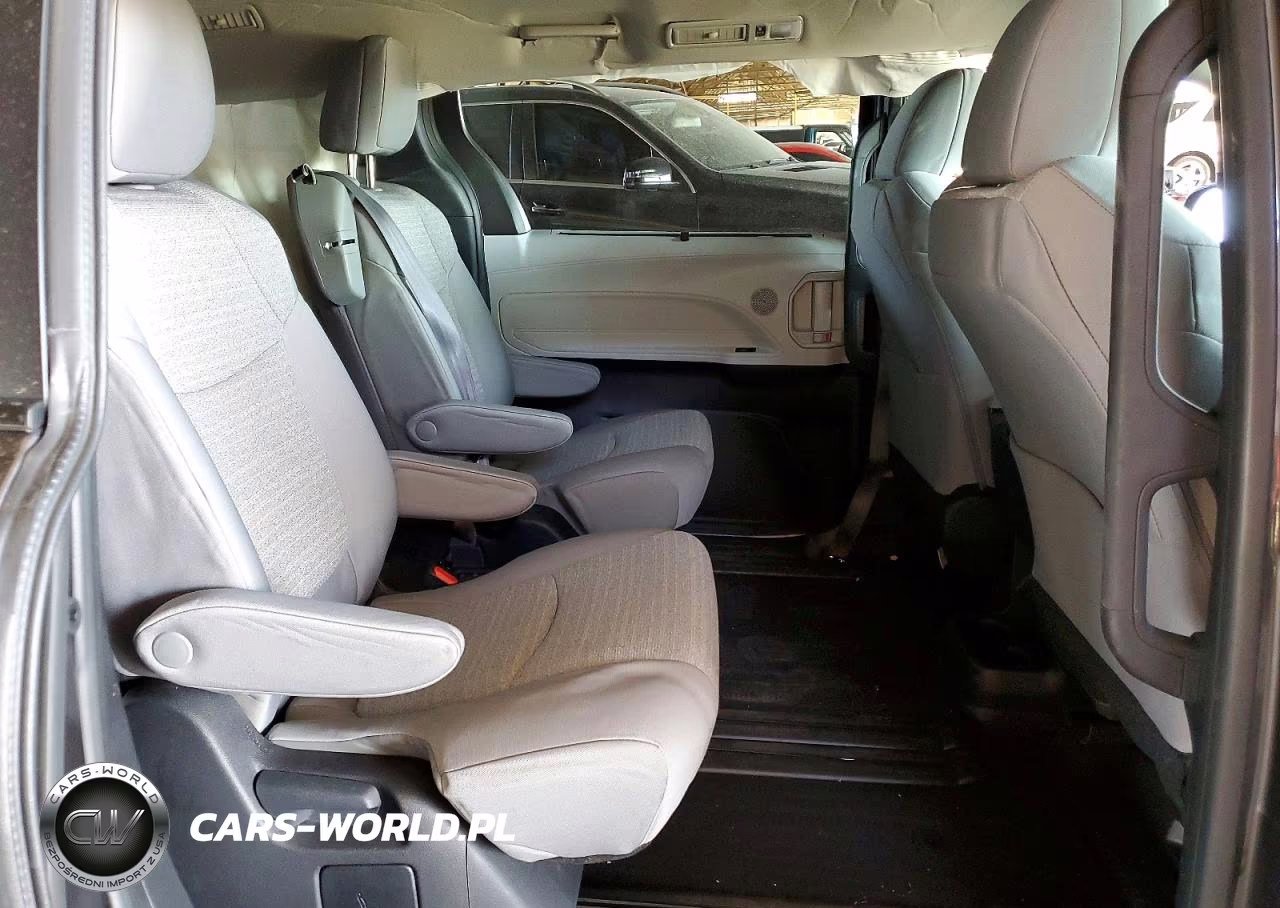 2025 Toyota Sienna Le 8-Passenger VIN:5TDKRKEC6SS254373 - 11