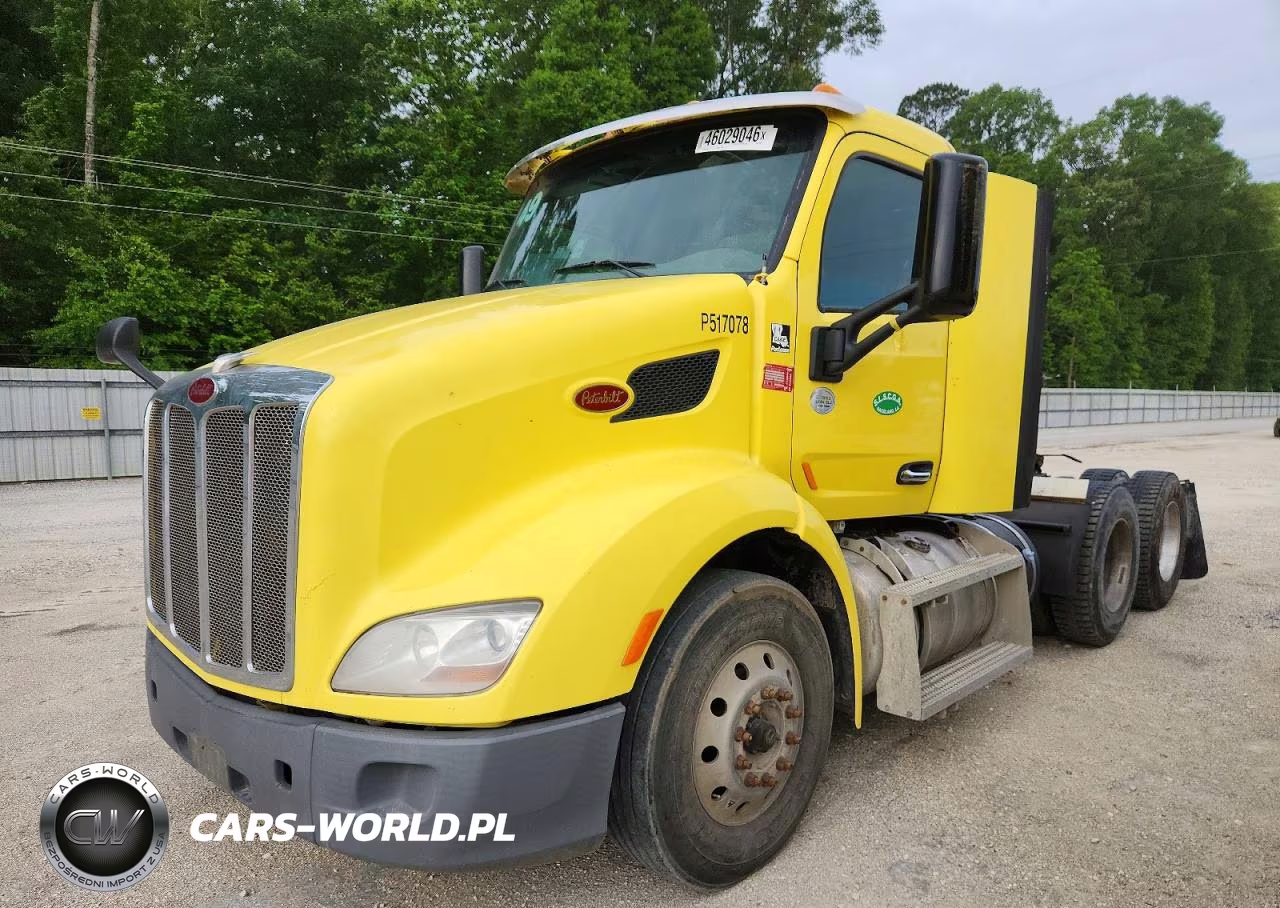 2017 Peterbilt 579 Semi Truck VIN:1XPBDP9X2HD410517 - 2