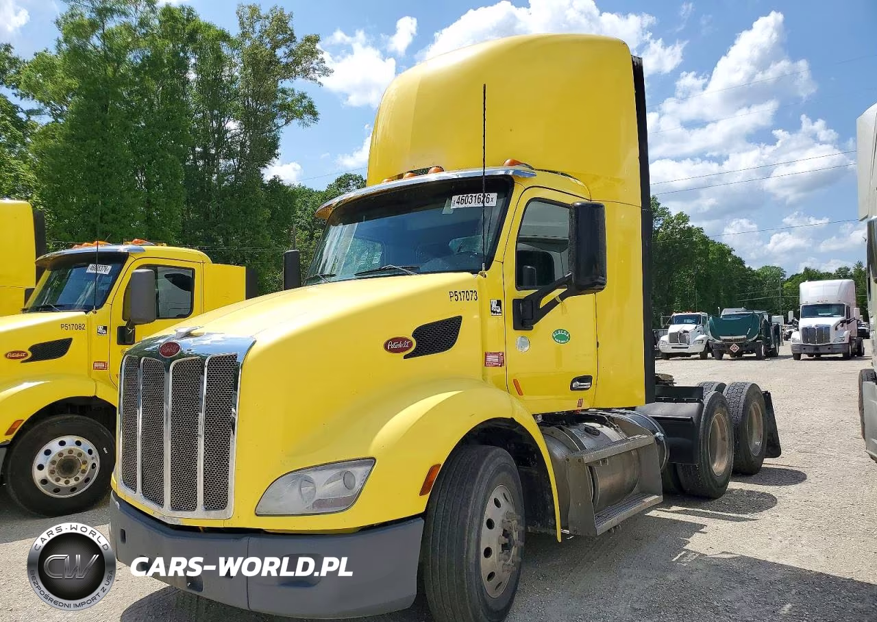 2017 Peterbilt 579 Semi Truck VIN:1XPBDP9X1HD410699 - 2