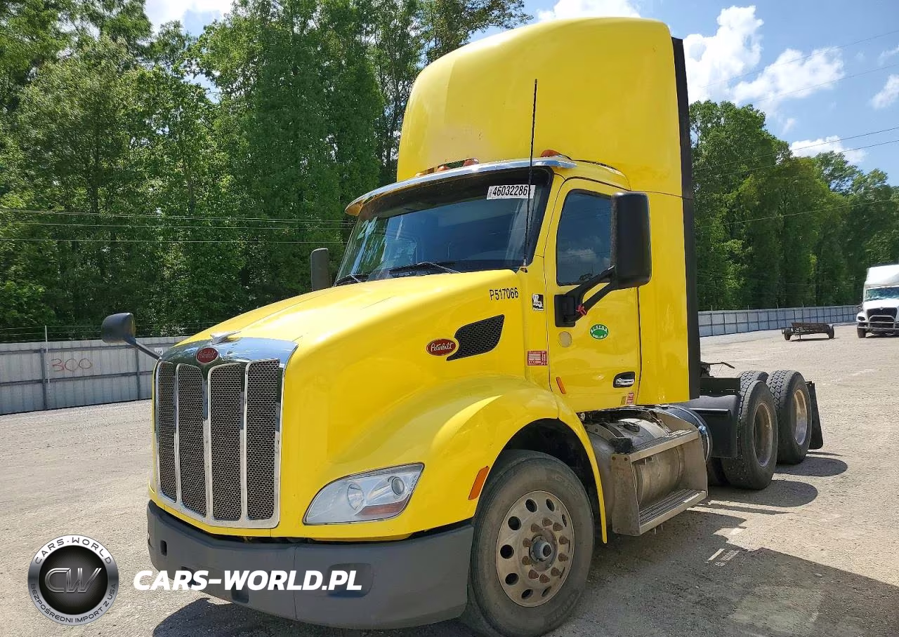 2017 Peterbilt 579 Semi Truck VIN:1XPBDP9X0HD410824 - 2