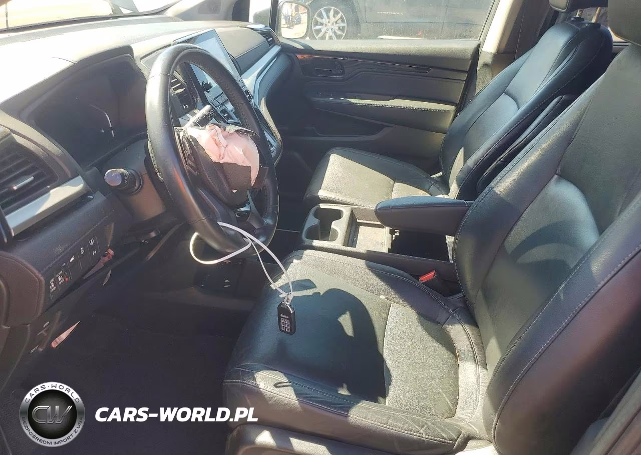 2021 Honda Odyssey Touring VIN:5FNRL6H87MB033919 - 7