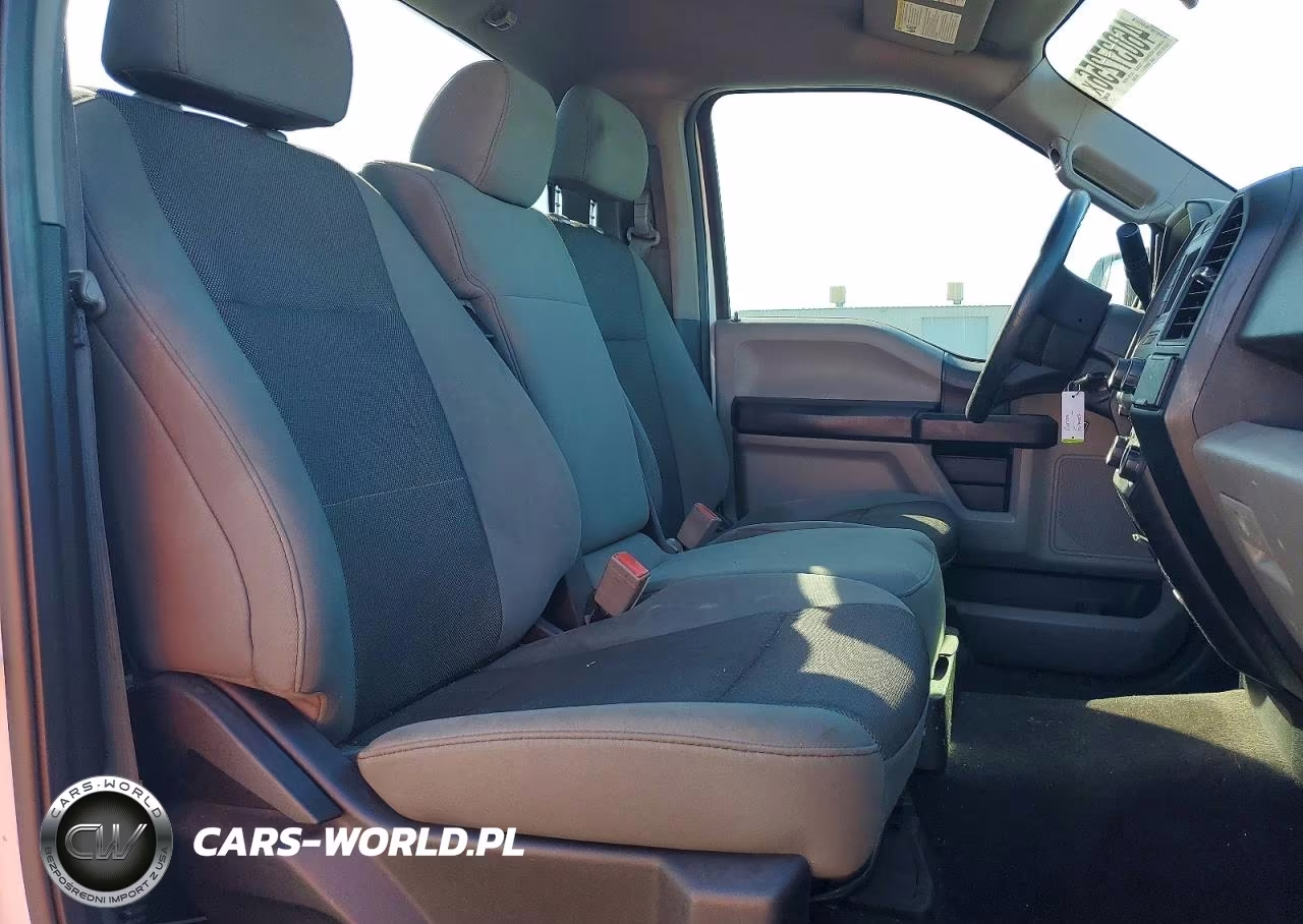 2018 Ford F150 VIN:1FTMF1CB8JKC09883 - 10