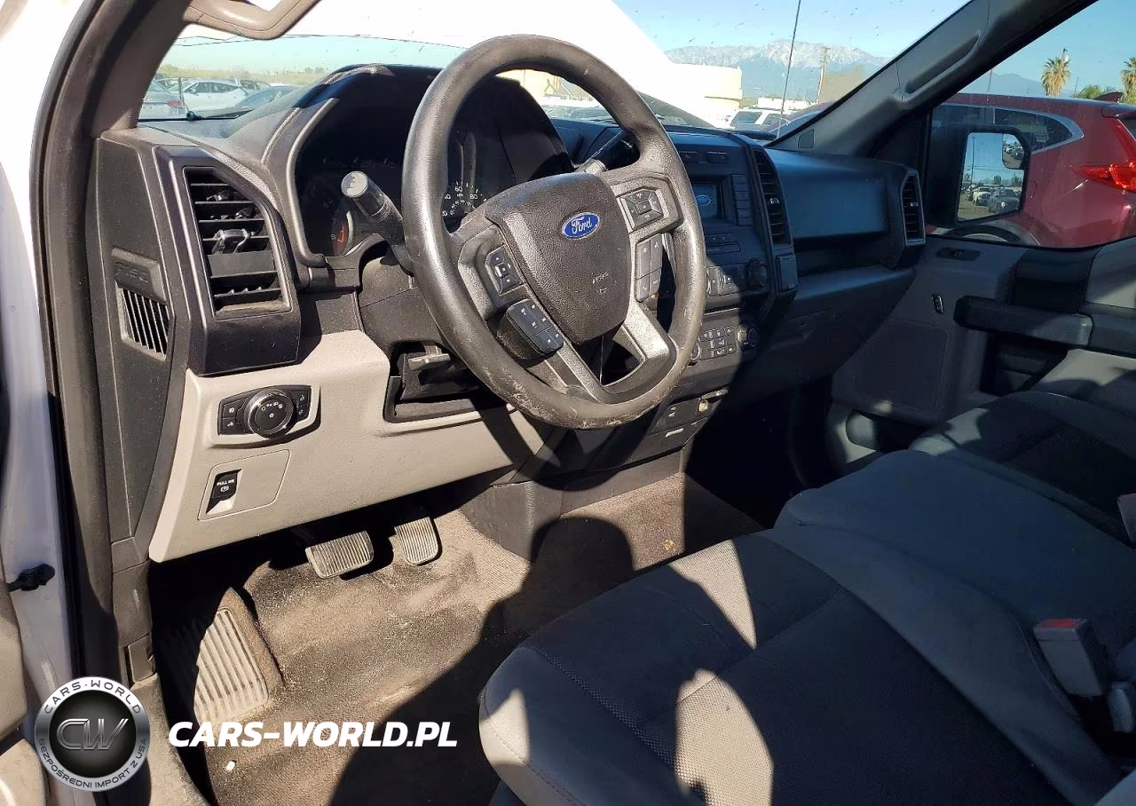 2018 Ford F150 VIN:1FTMF1CB8JKC09883 - 8