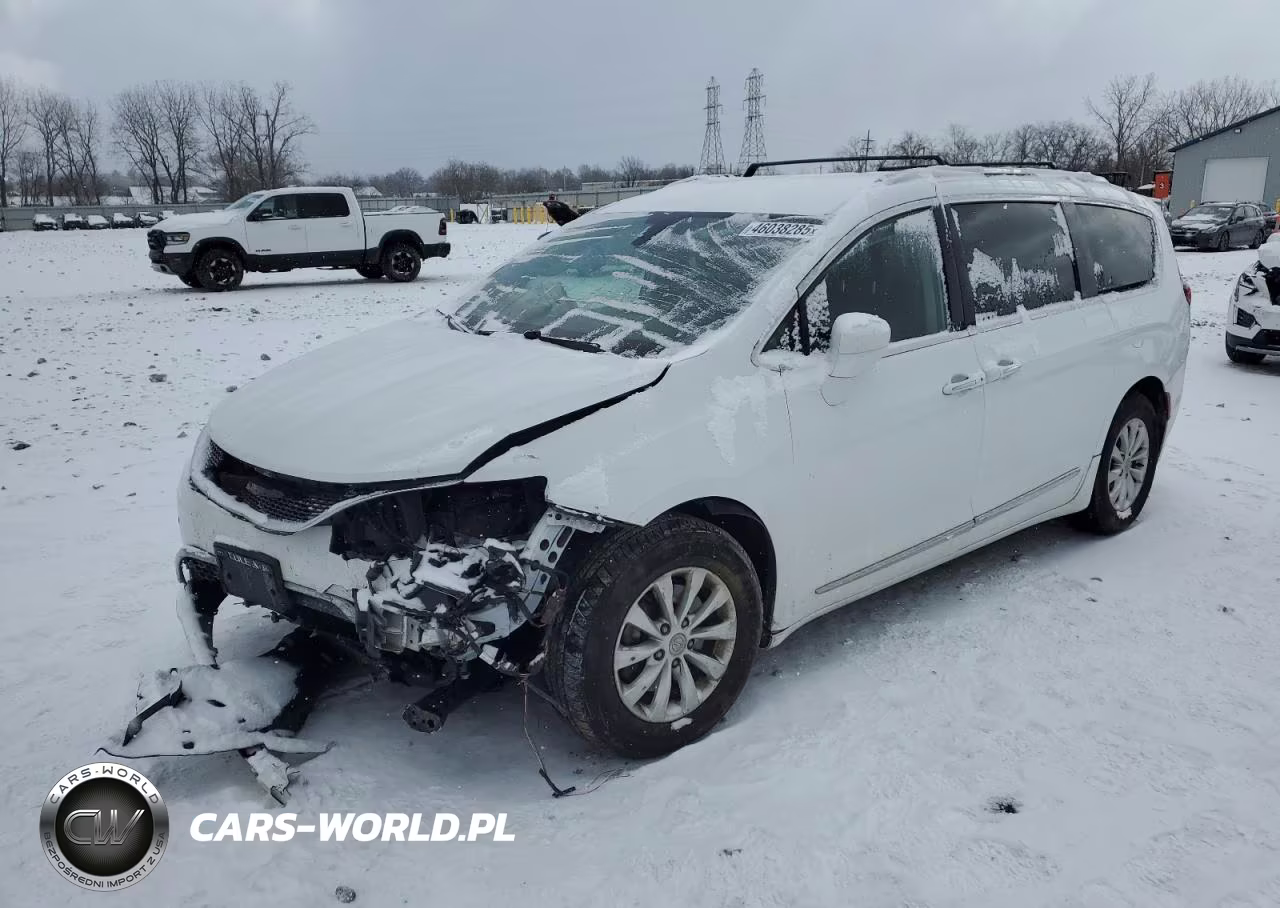 2019 Chrysler Pacifica Touring L – zdjęcie 1 z 13