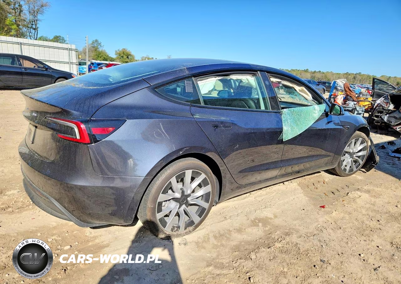 2024 Tesla Model 3 VIN:5YJ3E1EA9RF752672 - 3