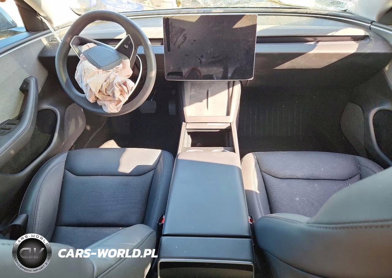 2024 Tesla Model 3 VIN:5YJ3E1EA9RF752672 - 8