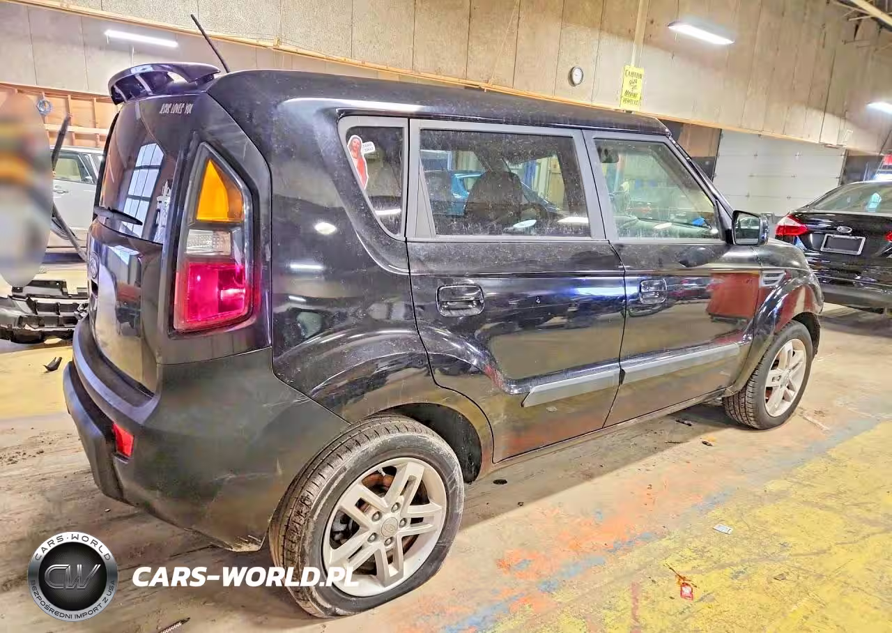 2010 Kia Soul + VIN:KNDJT2A22A7178394 - 3