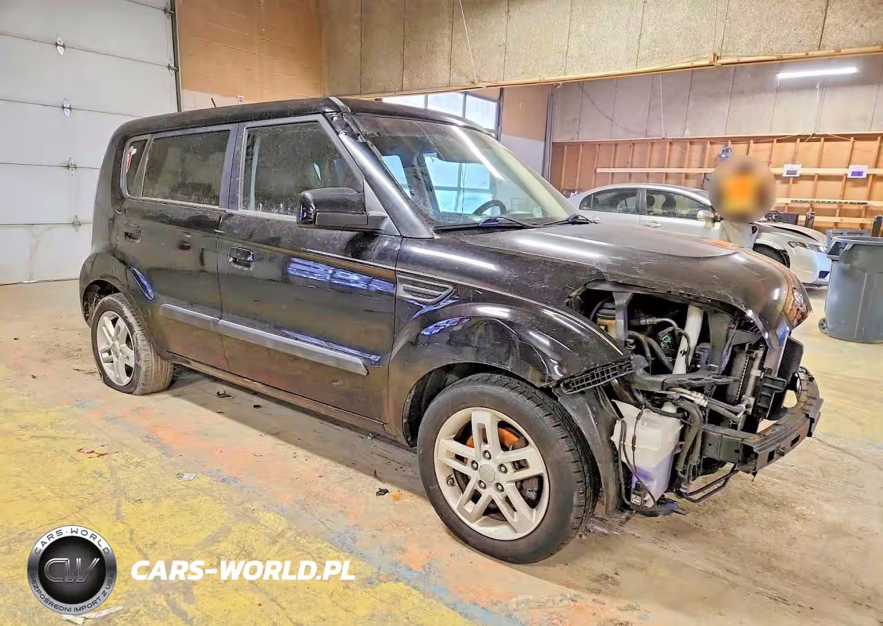 2010 Kia Soul + VIN:KNDJT2A22A7178394 - 4