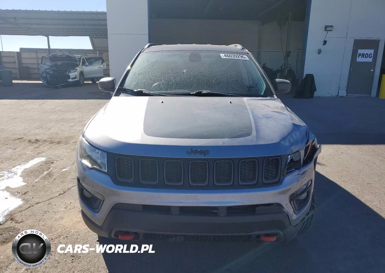 2017 Jeep Compass Trailhawk VIN:3C4NJDDB0HT633554 - 5