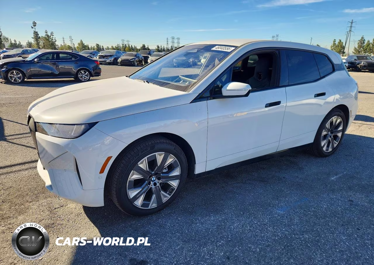 2026 BMW Ix xDrive45 – zdjęcie 1 z 12