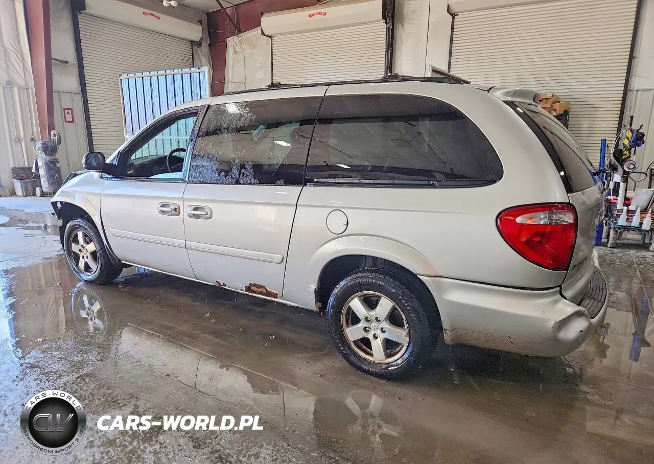 2007 Dodge Grand Caravan Sxt VIN:2D4GP44LX7R317096 - 2