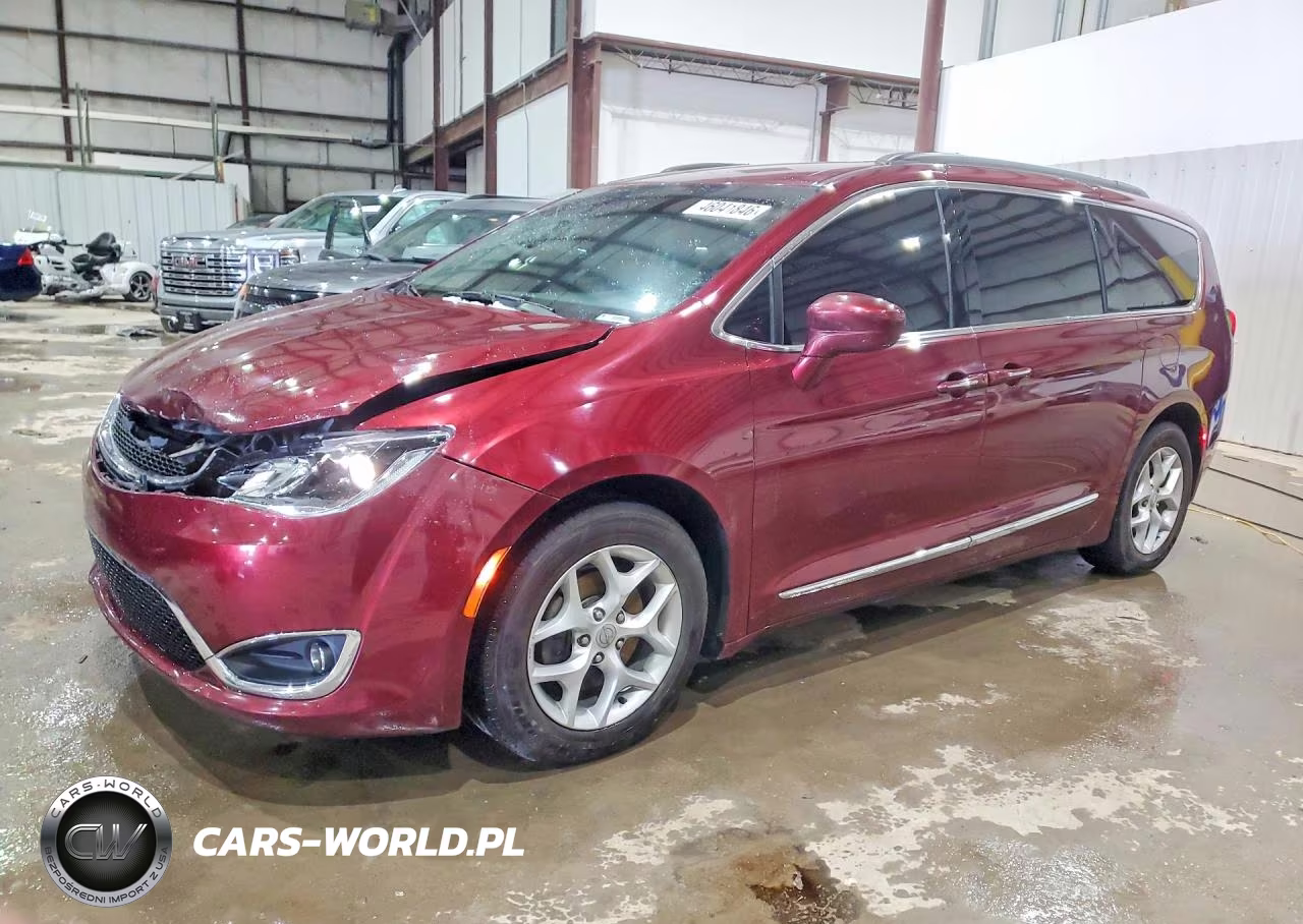 2017 Chrysler Pacifica Touring L