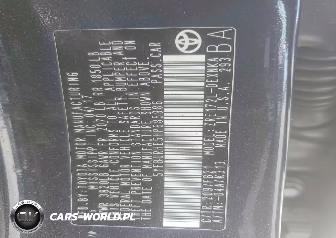 2017 Toyota Corolla Le VIN:5YFBURHE5HP685986 - 13