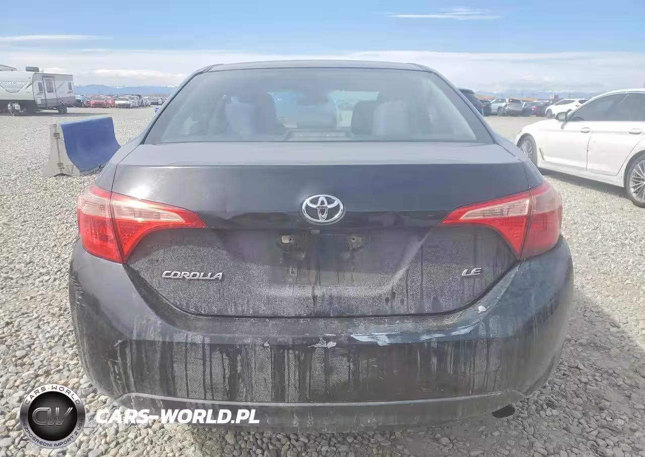 2017 Toyota Corolla Le VIN:5YFBURHE5HP685986 - 6