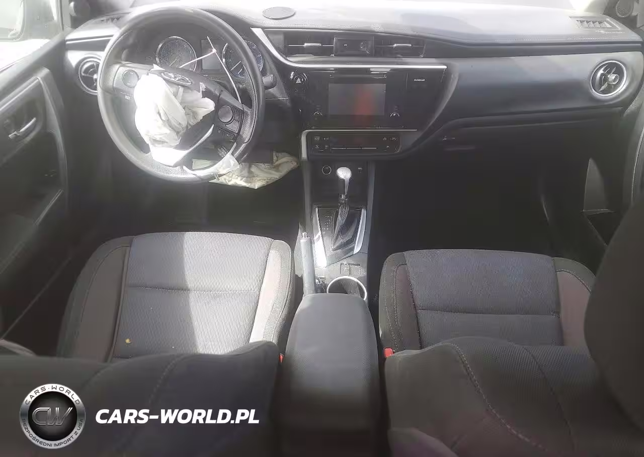 2017 Toyota Corolla Le VIN:5YFBURHE5HP685986 - 8