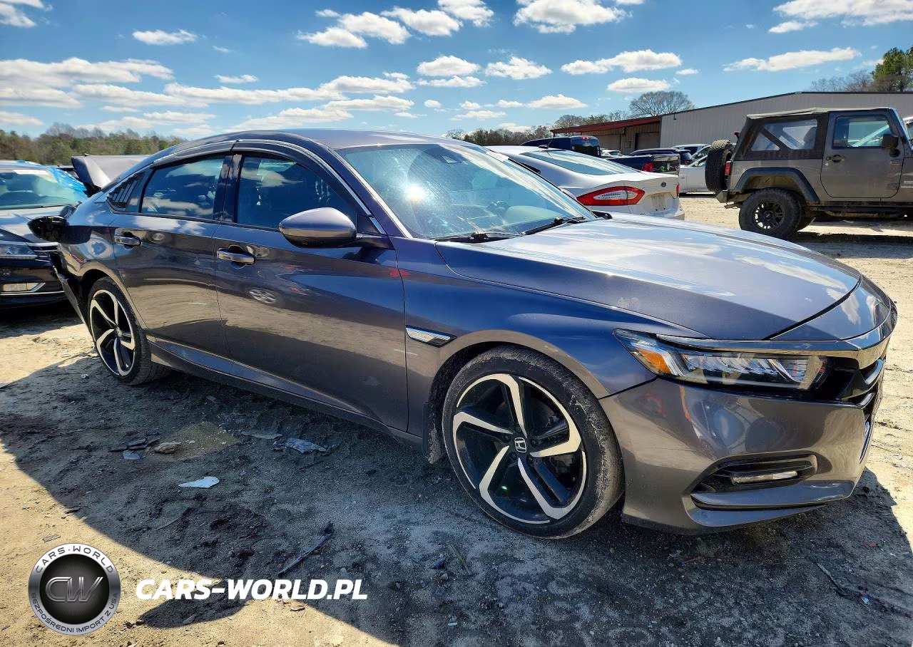2018 Honda Accord Sport VIN:1HGCV1F35JA060164 - 4