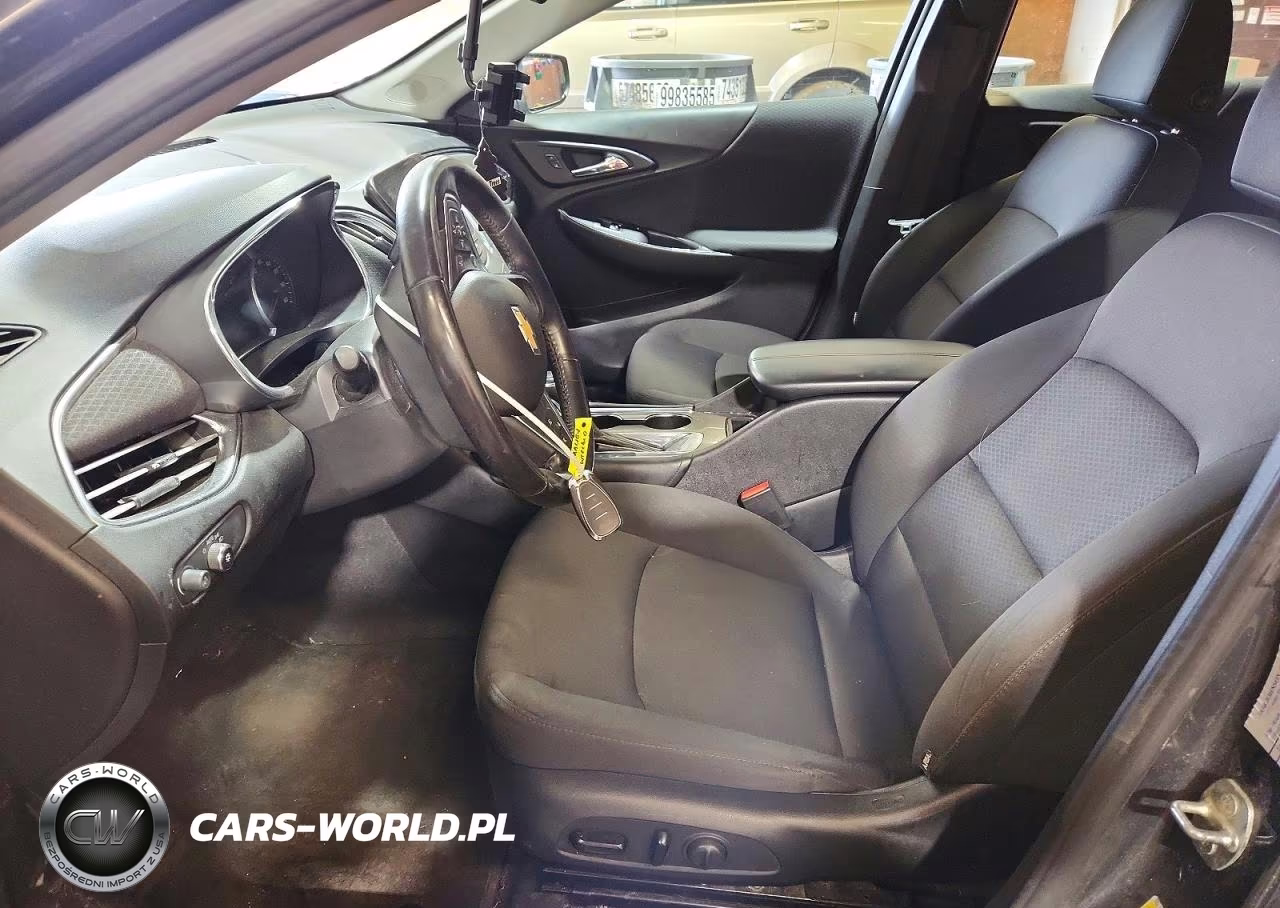 2017 Chevrolet Malibu Lt VIN:1G1ZE5ST1HF117827 - 7