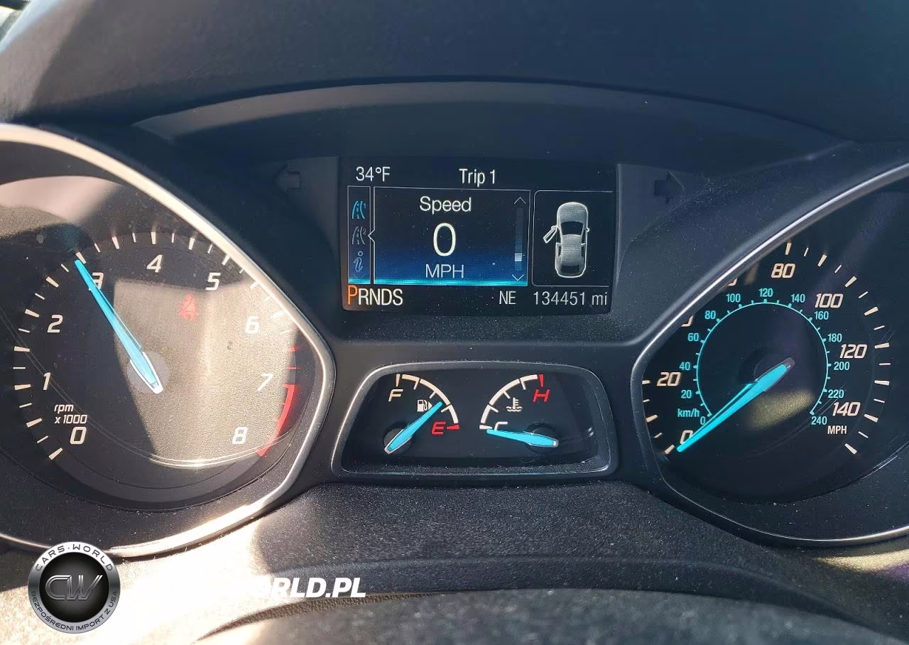 2015 Ford Escape Titanium VIN:1FMCU0J92FUB15968 - 9