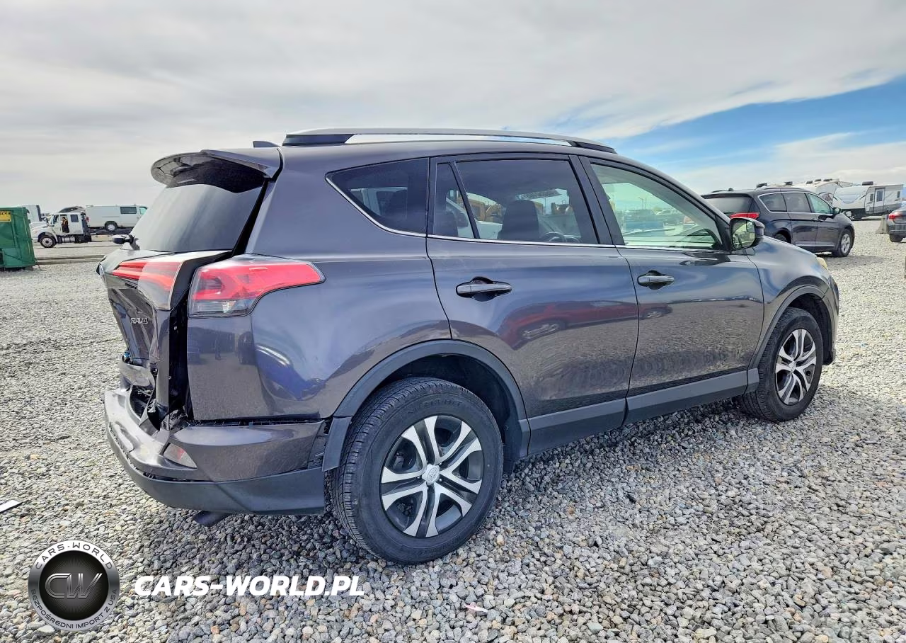 2017 Toyota Rav4 Le VIN:JTMBFREV8HJ703125 - 3