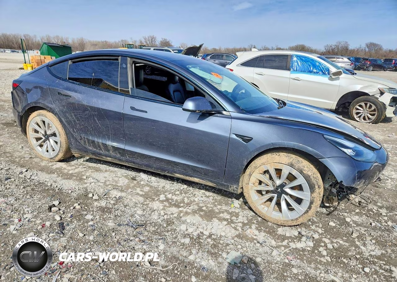 2021 Tesla Model 3 VIN:5YJ3E1EB8MF859617 - 4