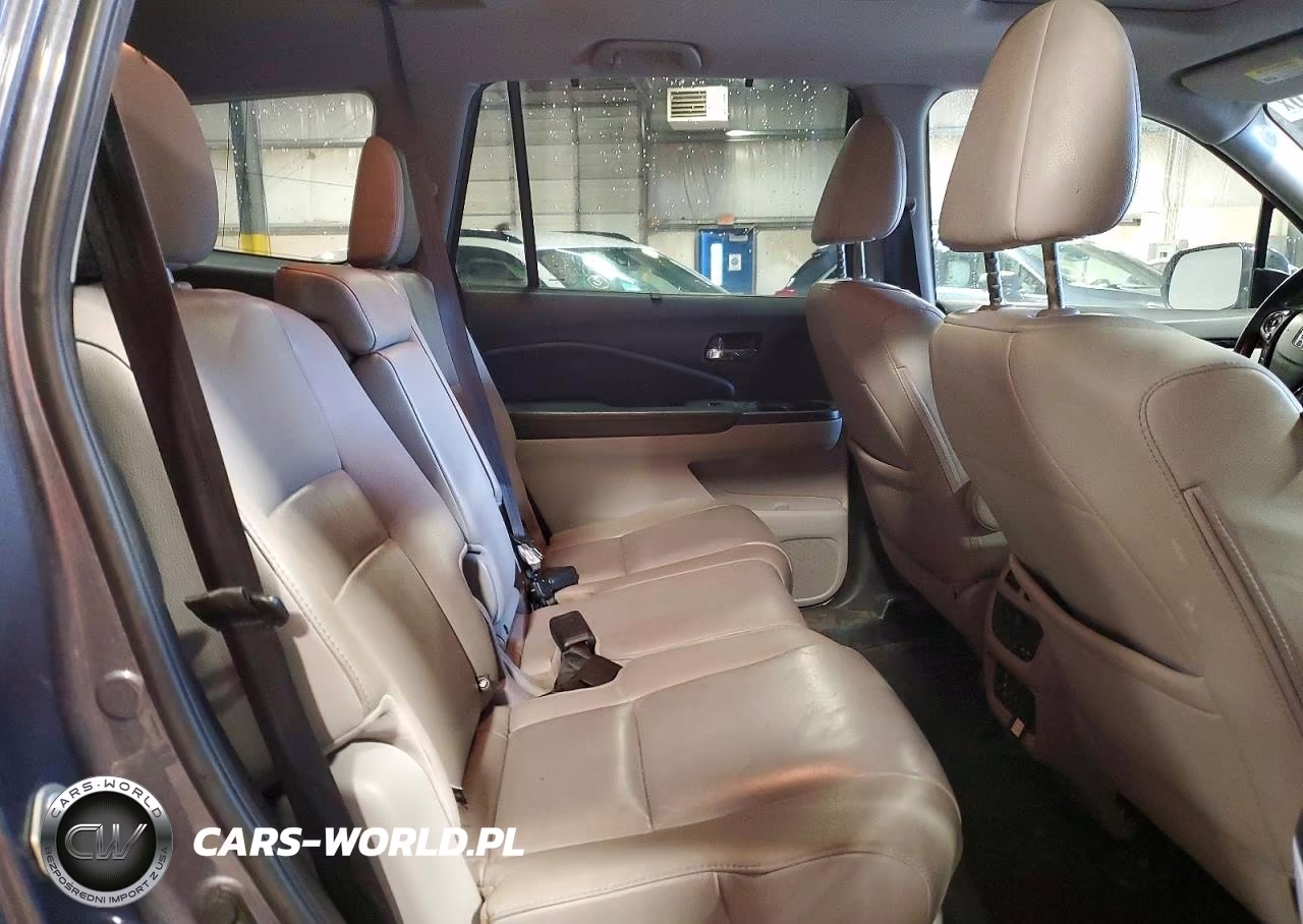 2016 Honda Pilot Touring VIN:5FNYF6H99GB093166 - 11