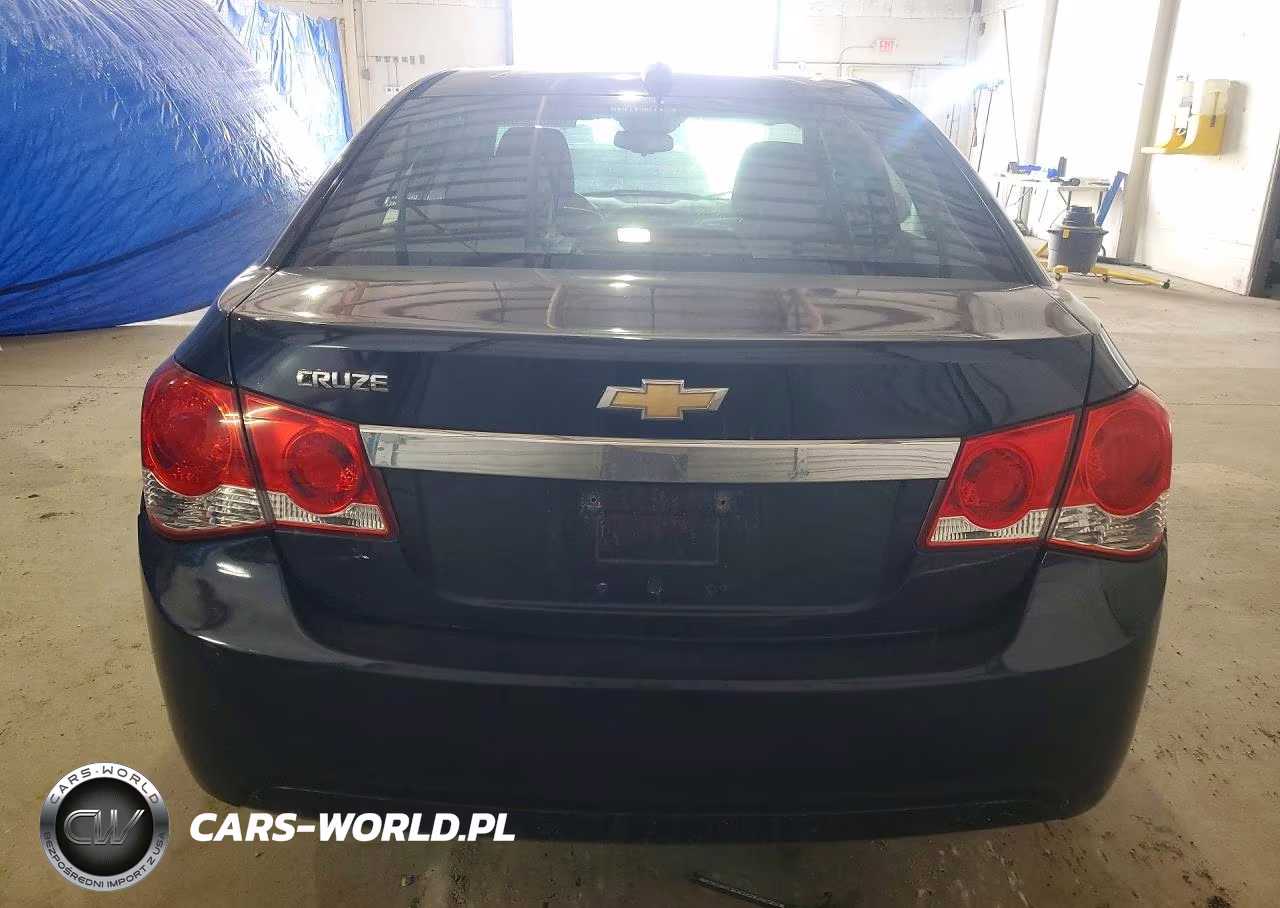 2015 Chevrolet Cruze Ls VIN:1G1PA5SHXF7261527 - 6