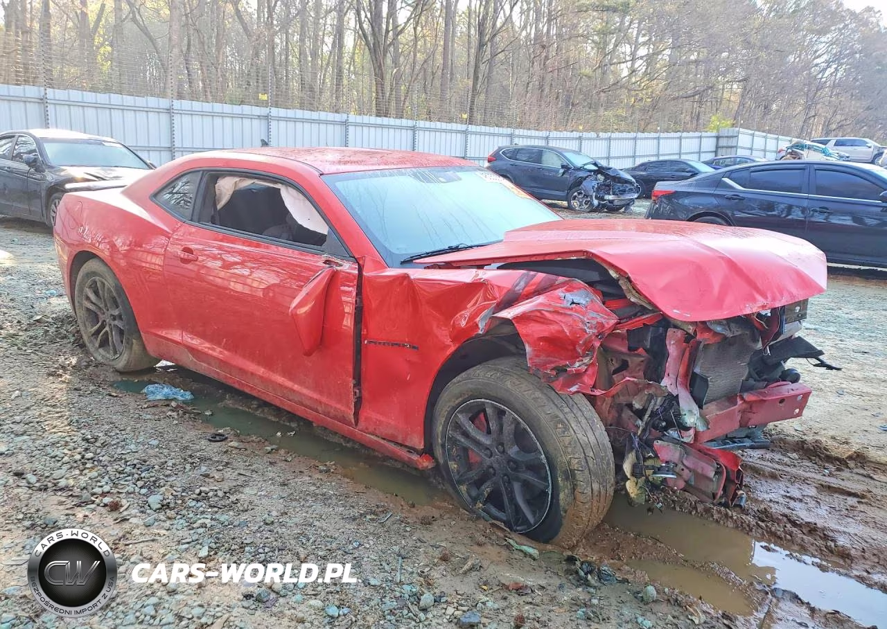 2015 Chevrolet Camaro VIN:2G1FB1E32F9213942 - 4