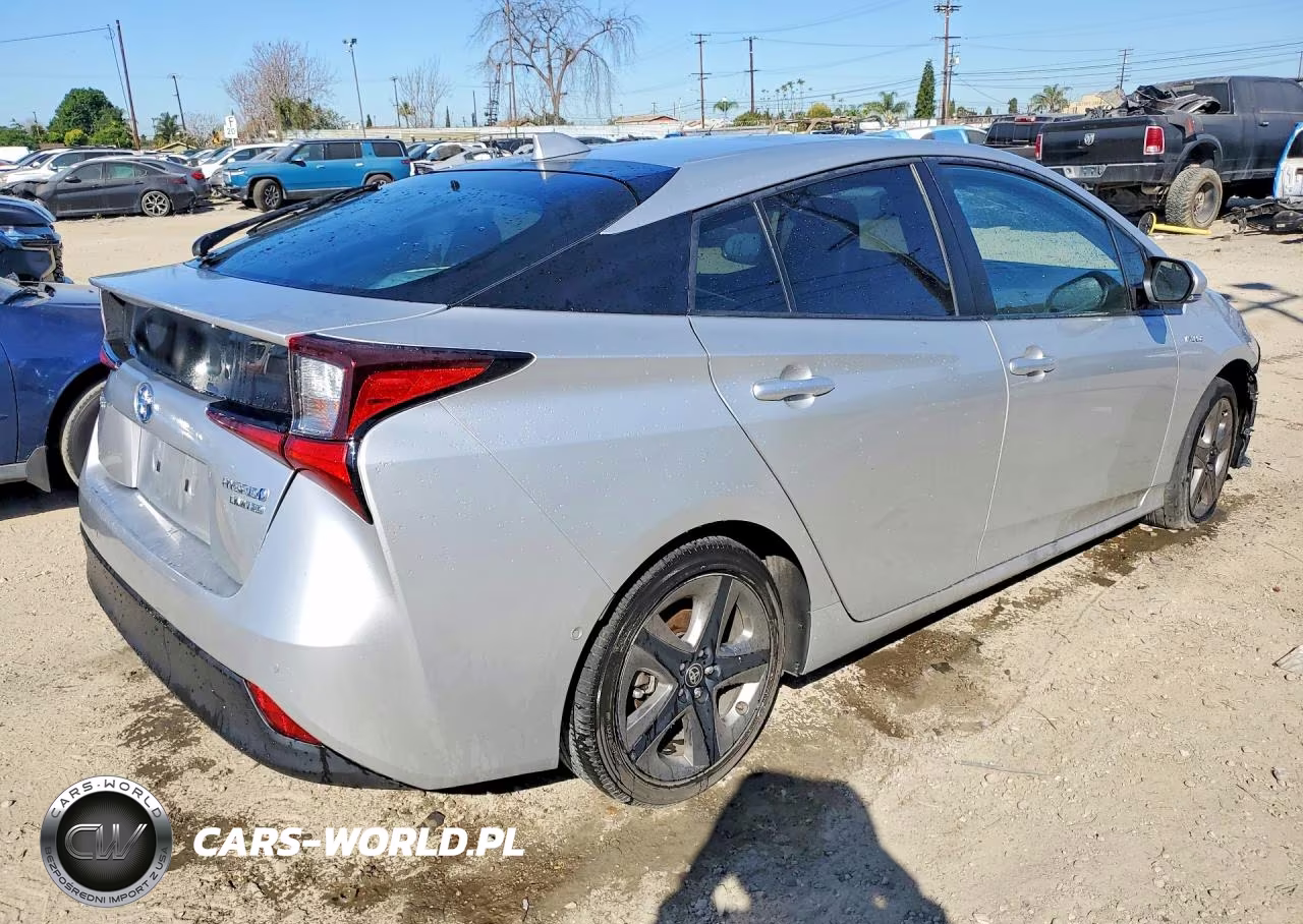 2022 Toyota Prius Limited VIN:JTDKAMFU0N3188645 - 3