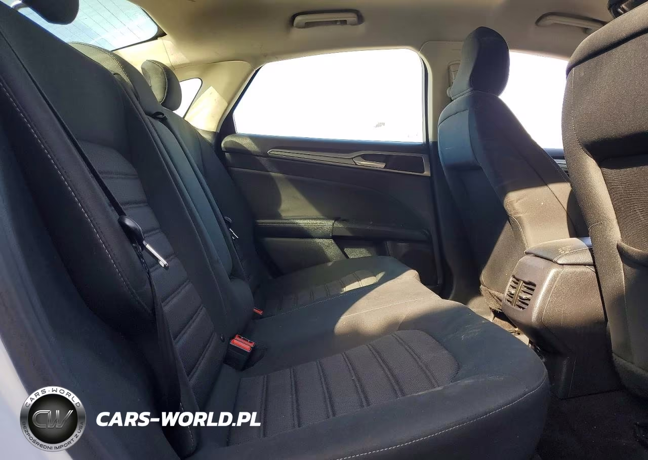 2020 Ford Fusion Se VIN:3FA6P0T99LR114721 - 10