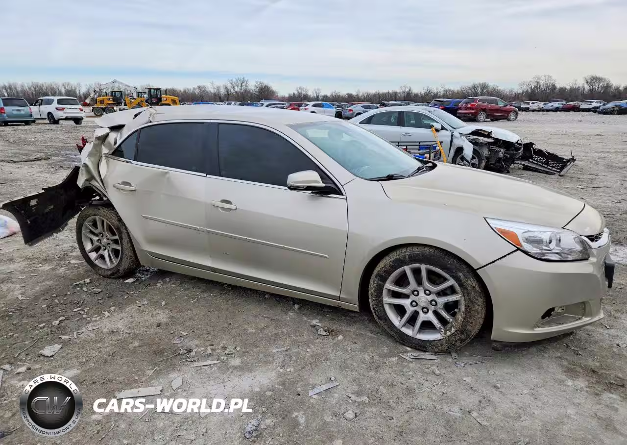 2015 Chevrolet Malibu 1Lt VIN:1G11C5SL6FF287102 - 4