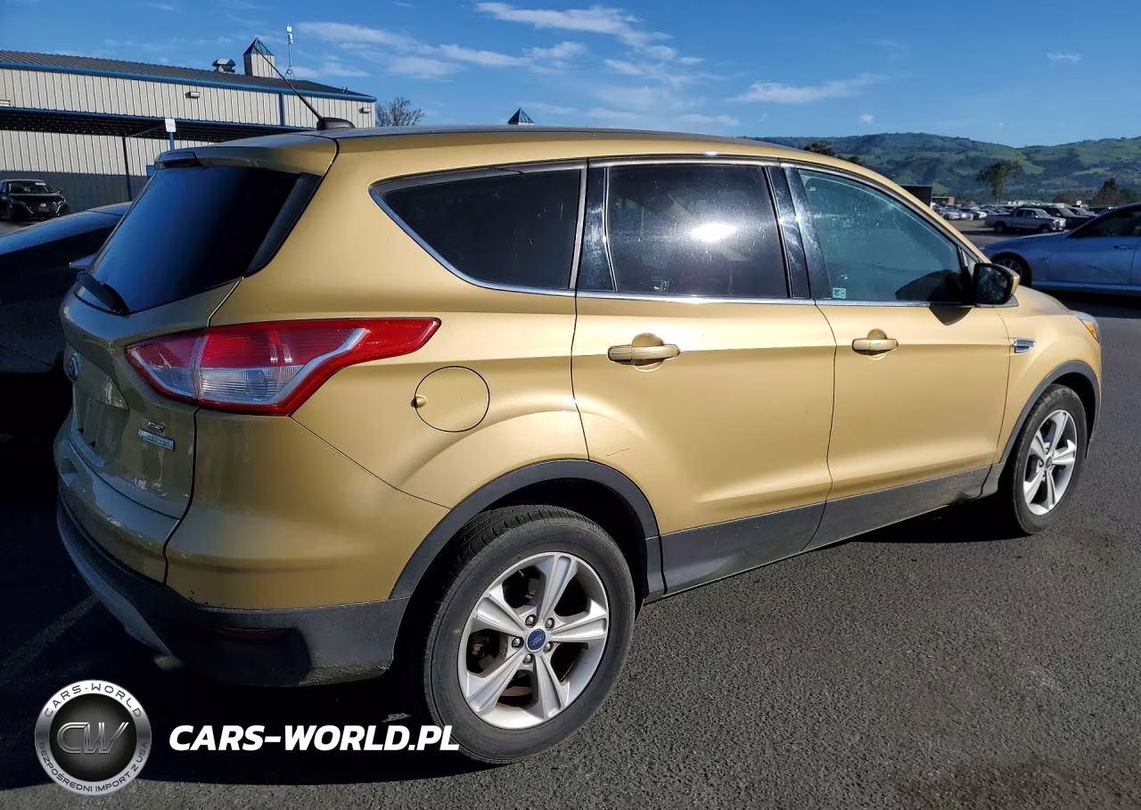 2015 Ford Escape Se VIN:1FMCU0GX5FUA82096 - 3