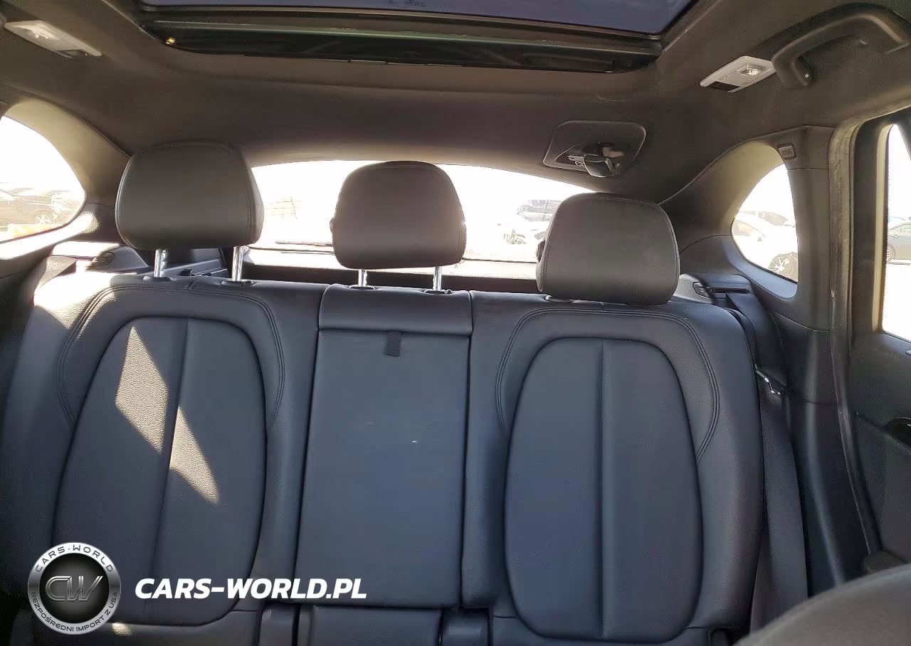 2016 BMW X1 xDrive28I VIN:WBXHT3C38GP881407 - 10