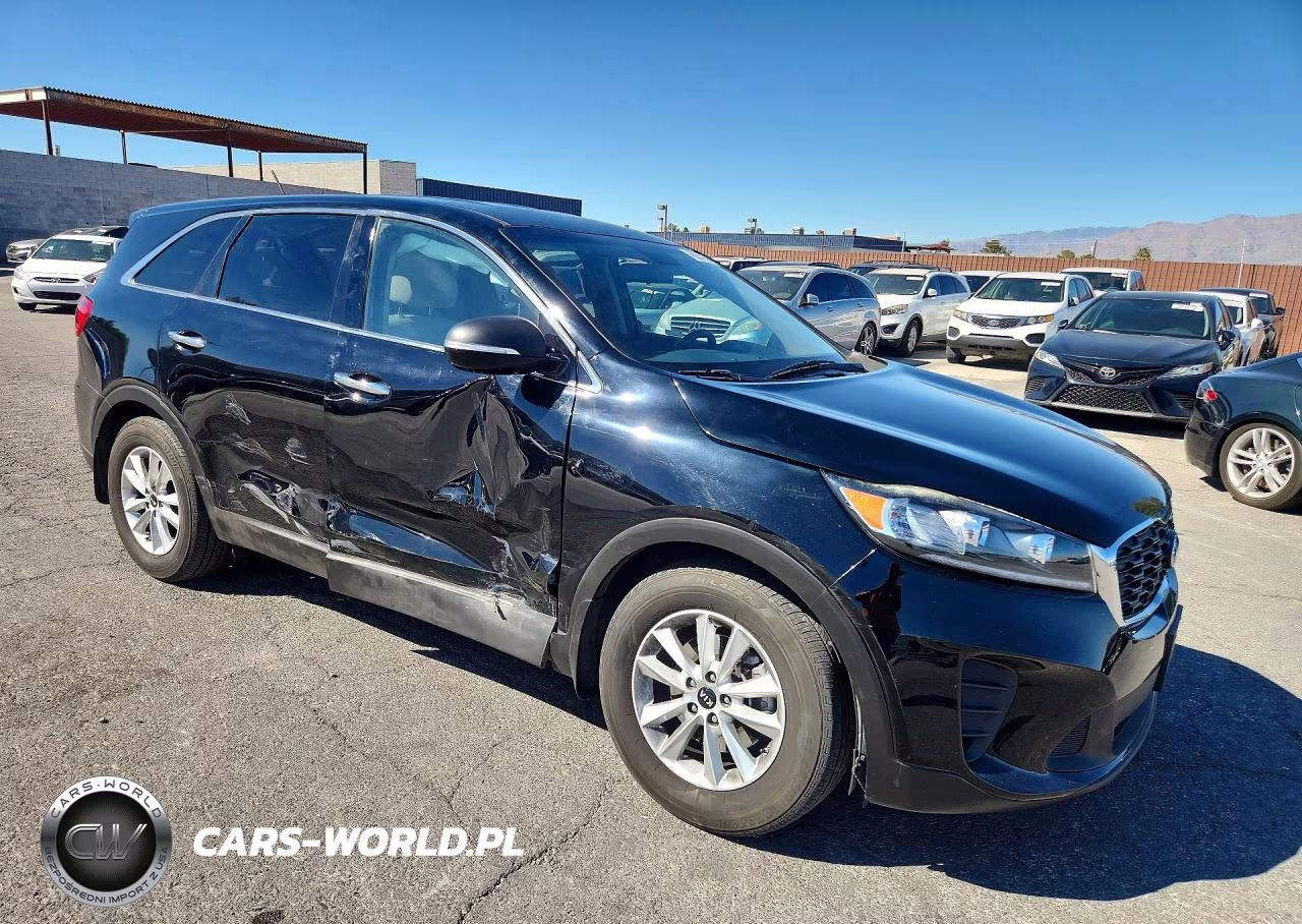 2019 Kia Sorento Lx VIN:5XYPG4A34KG549546 - 4