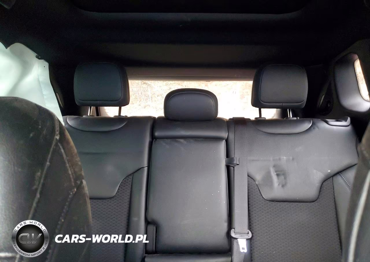 2023 Jeep Compass Latitude VIN:3C4NJDBN3PT518085 - 10