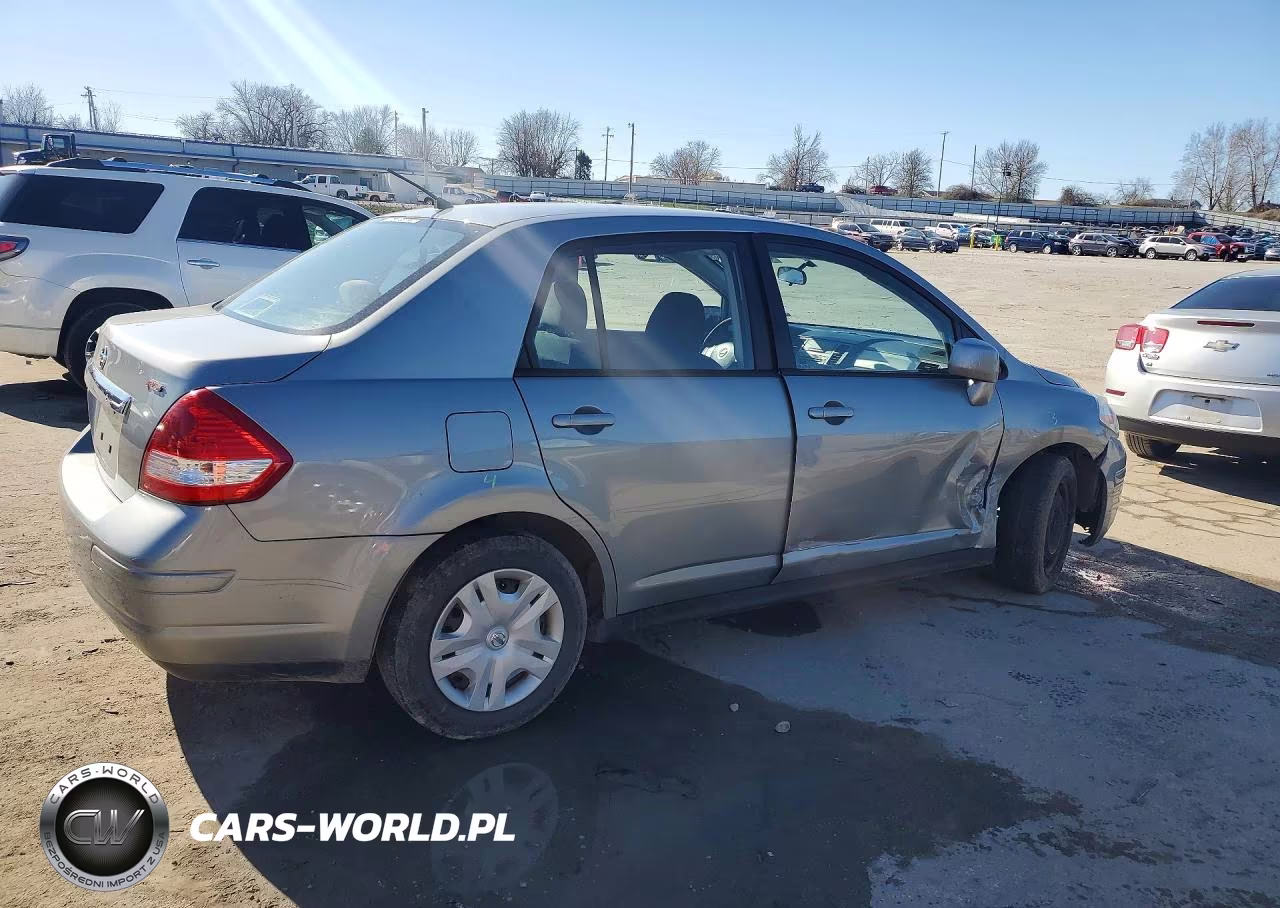 2011 Nissan Versa 1.8 S VIN:3N1BC1APXBL409861 - 3