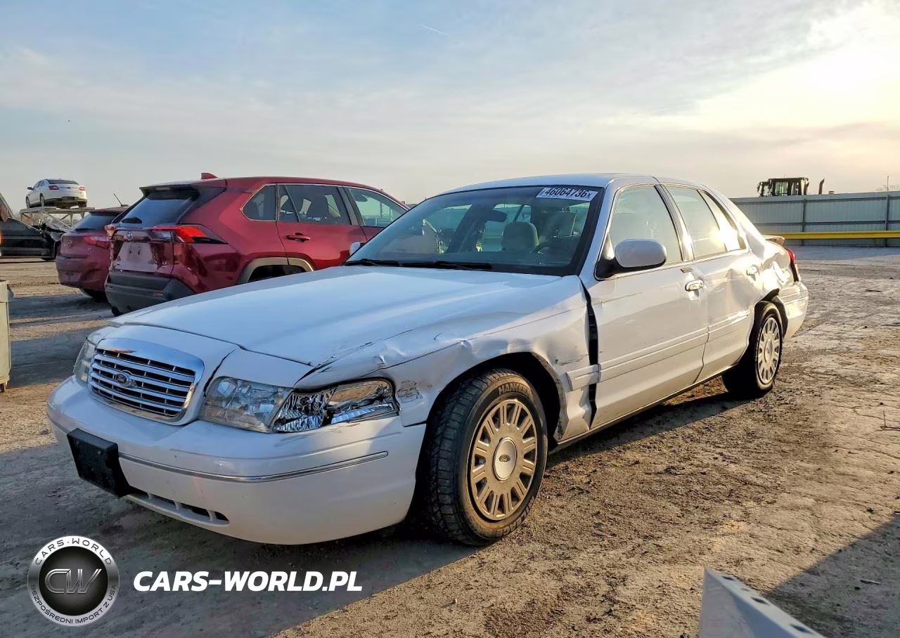 2003 Ford Crown Victoria