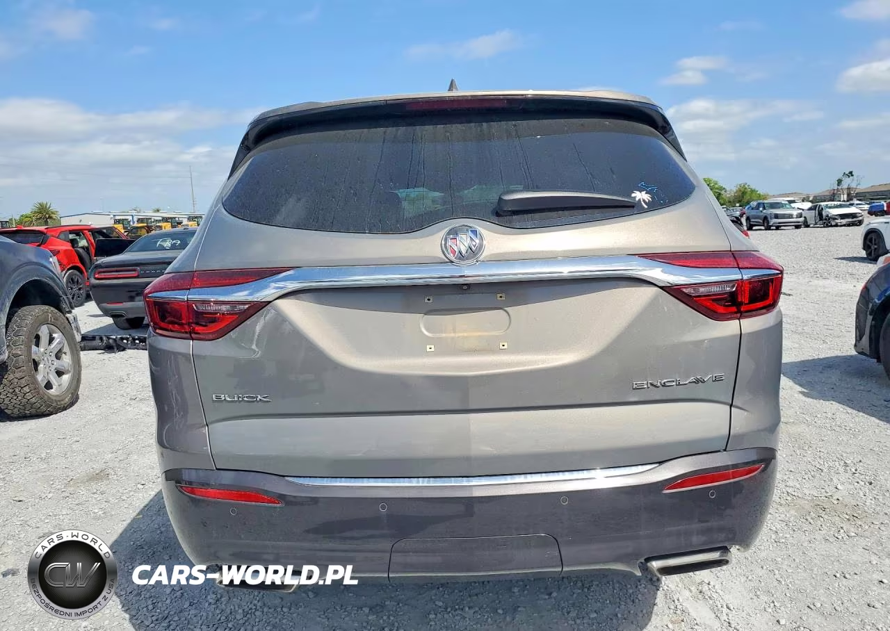 2018 Buick Enclave Essence VIN:5GAERBKWXJJ148503 - 6