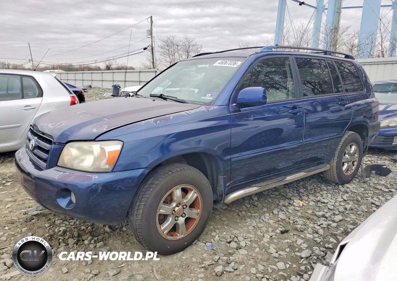 2004 Toyota Highlander Base