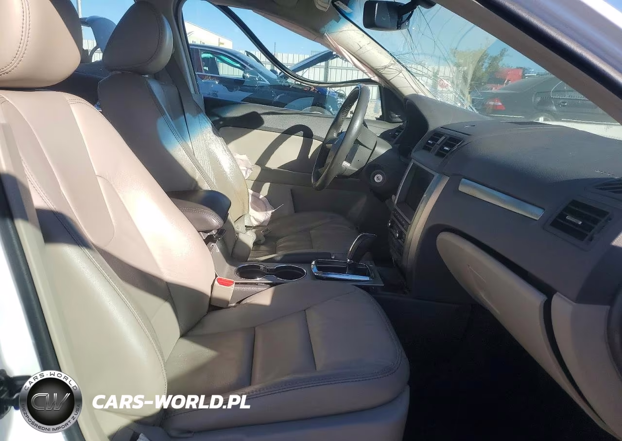 2012 Ford Fusion Hybrid VIN:3FADP0L35CR206234 - 7