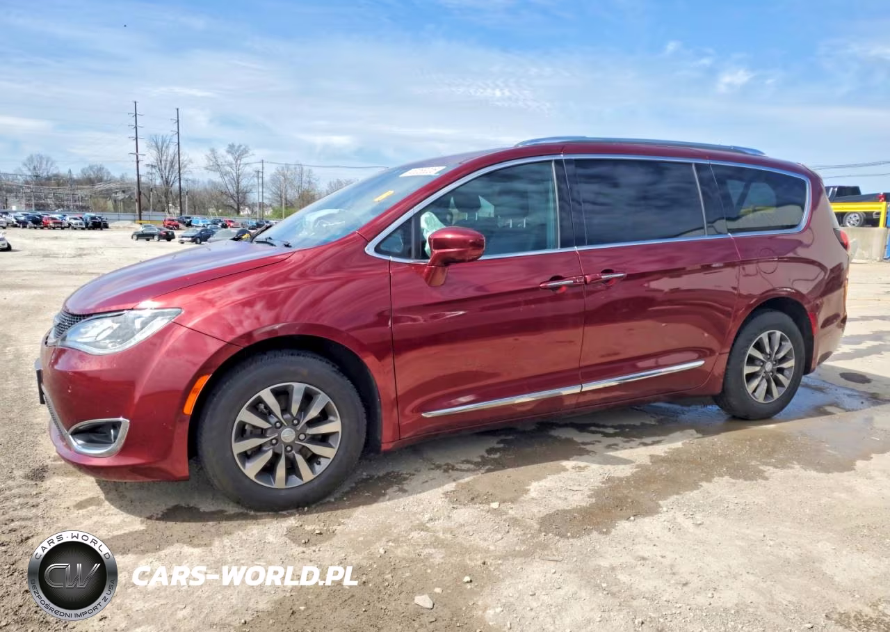 2019 Chrysler Pacifica Touring L Plus – zdjęcie 1 z 13