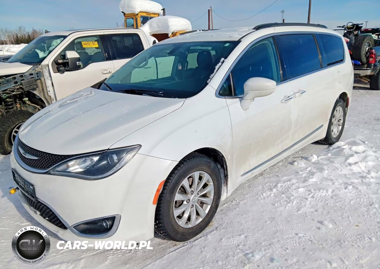 2017 Chrysler Pacifica Touring L