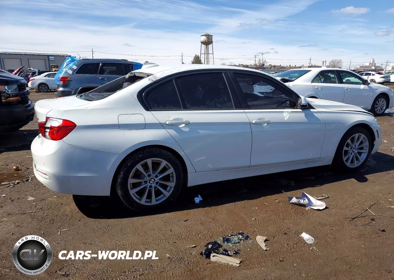 2016 BMW 320 Xi VIN:WBA8A3C57GK689622 - 3