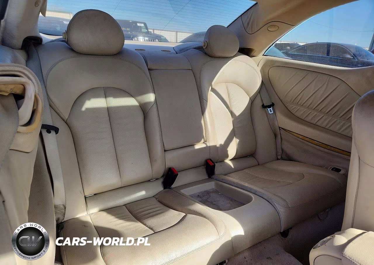 2008 Mercedes-Benz Clk 350 VIN:WDBTJ56H28F247418 - 10