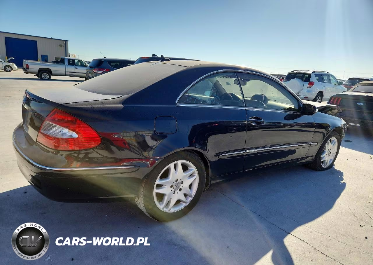 2008 Mercedes-Benz Clk 350 VIN:WDBTJ56H28F247418 - 3