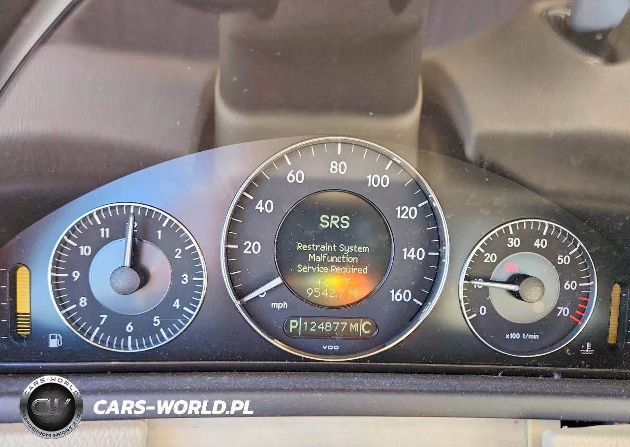 2008 Mercedes-Benz Clk 350 VIN:WDBTJ56H28F247418 - 9