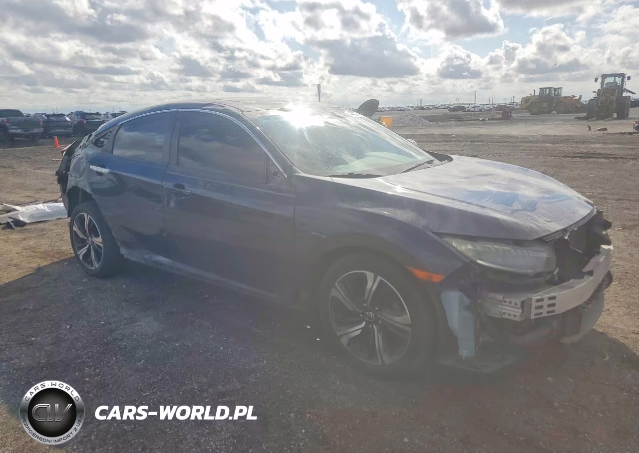 2016 Honda Civic Touring VIN:19XFC1F99GE021766 - 4