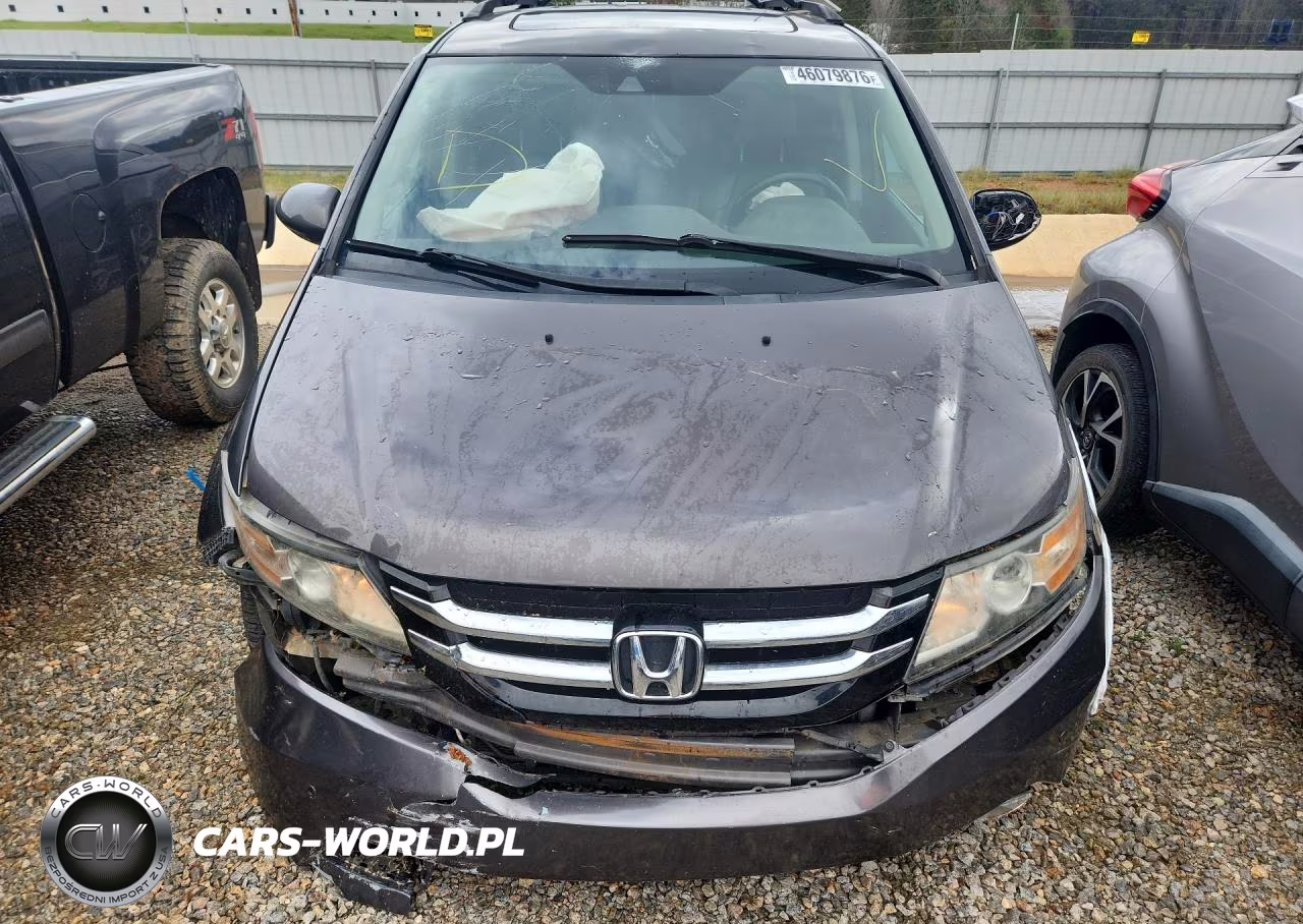 2015 Honda Odyssey Touring VIN:5FNRL5H96FB103559 - 5