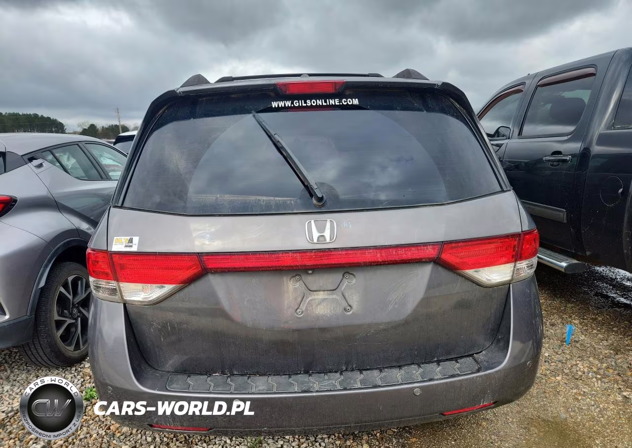 2015 Honda Odyssey Touring VIN:5FNRL5H96FB103559 - 6